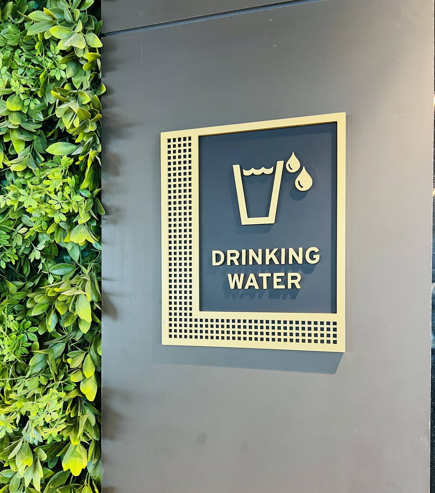 Drinking Water Amenity Plate